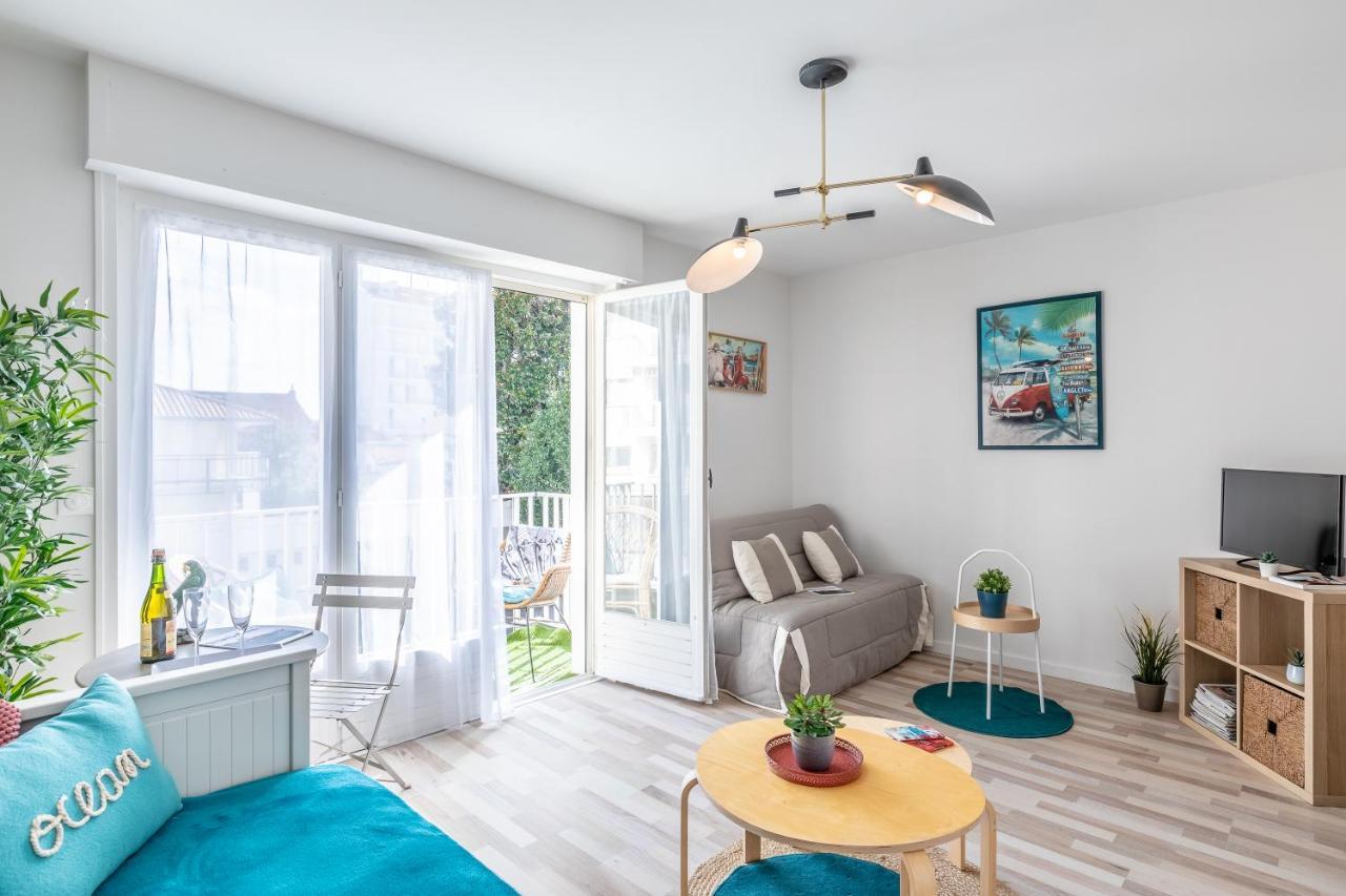 Waikiki Apartment เบียริตซ์ ภายนอก รูปภาพ